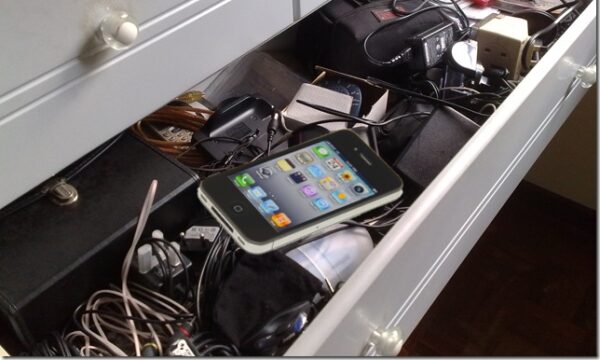 old drawer in iphone (itad and mobility management)